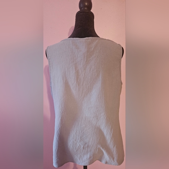 Chic Sleeveless Sky Blue Blouse - Picture 3 of 4